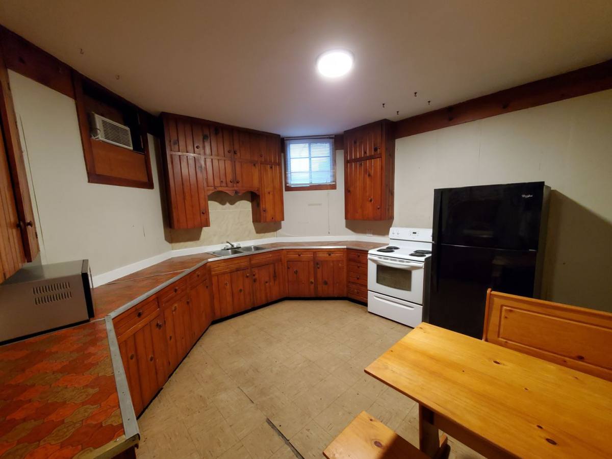 Apartment for rent at 1003 5th St, Clay Center, KS 67432
