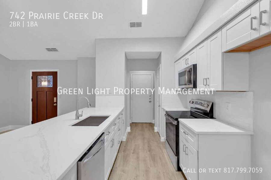 Apartment for rent at 742 Prairie Creek Dr, Princeton, TX 75407
