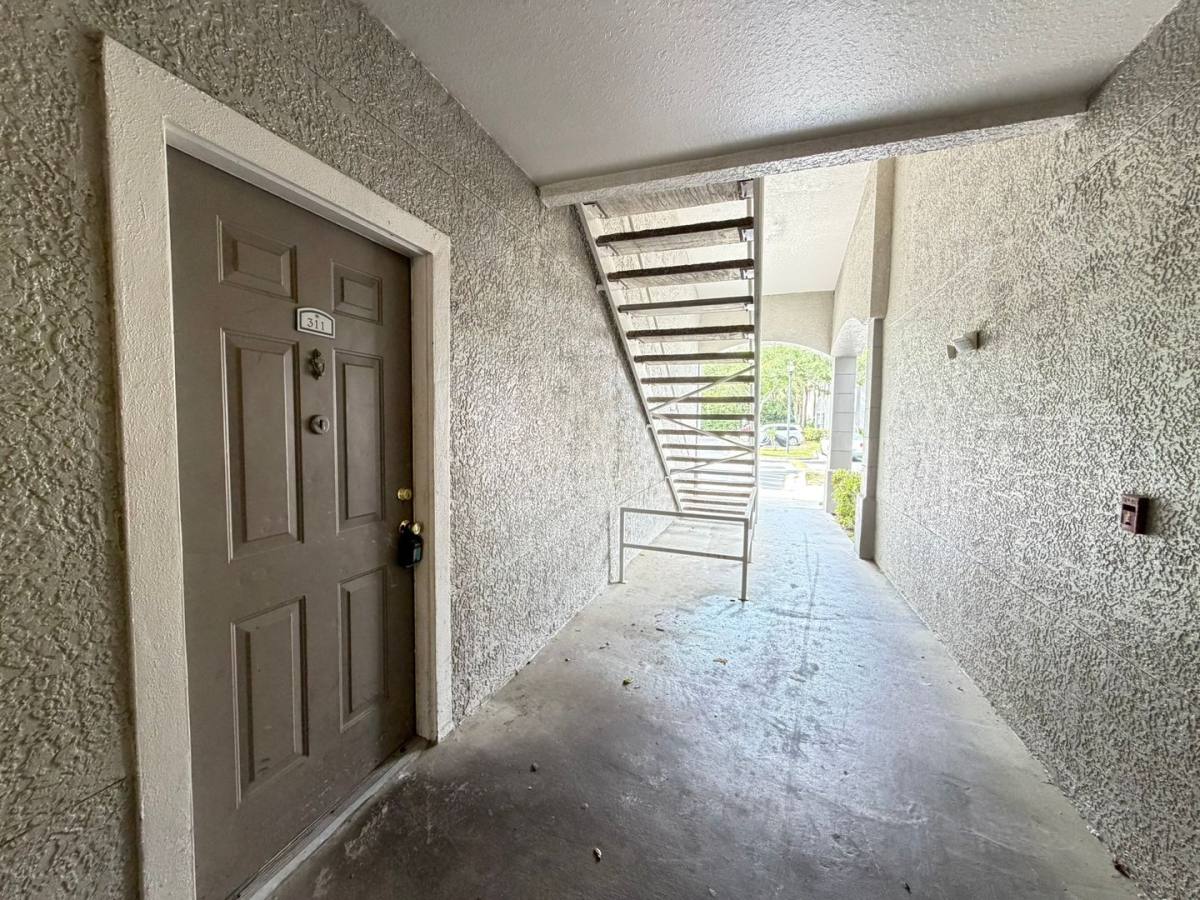 Apartment for rent at 3319 S Kirkman Rd, Orlando, FL 32811