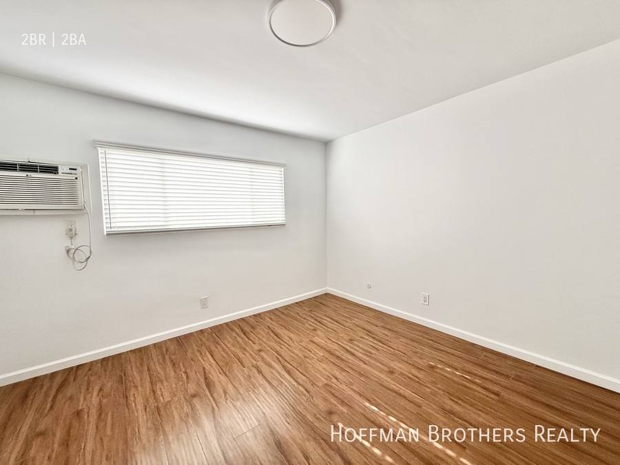 Apartment for rent at 17348 Burbank Blvd #6, Encino, CA 91316