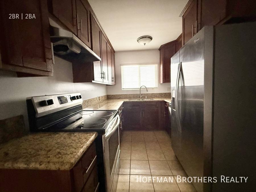 Apartment for rent at 17348 Burbank Blvd #6, Encino, CA 91316