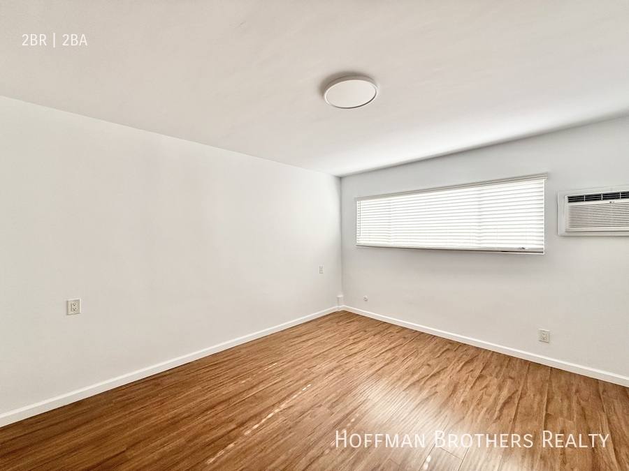 Apartment for rent at 17348 Burbank Blvd #6, Encino, CA 91316