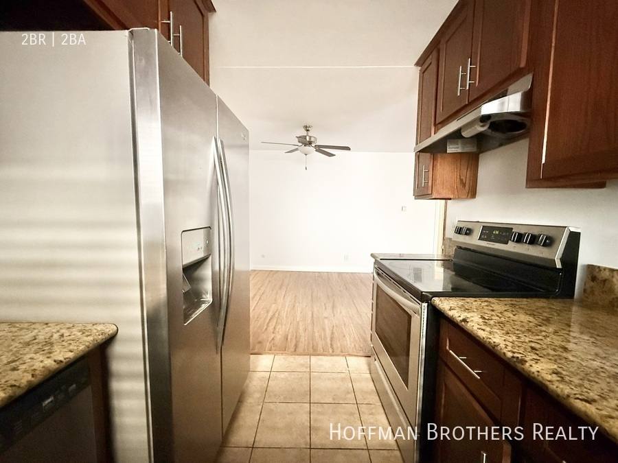 Apartment for rent at 17348 Burbank Blvd #6, Encino, CA 91316