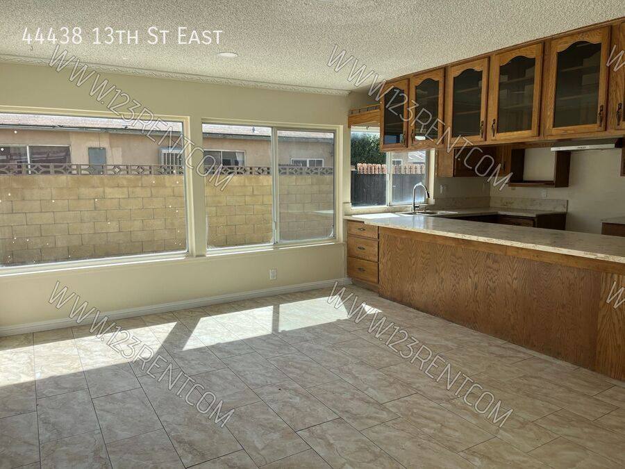 House for rent at 44438 13th St E, Lancaster, CA 93535