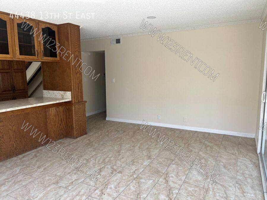 House for rent at 44438 13th St E, Lancaster, CA 93535