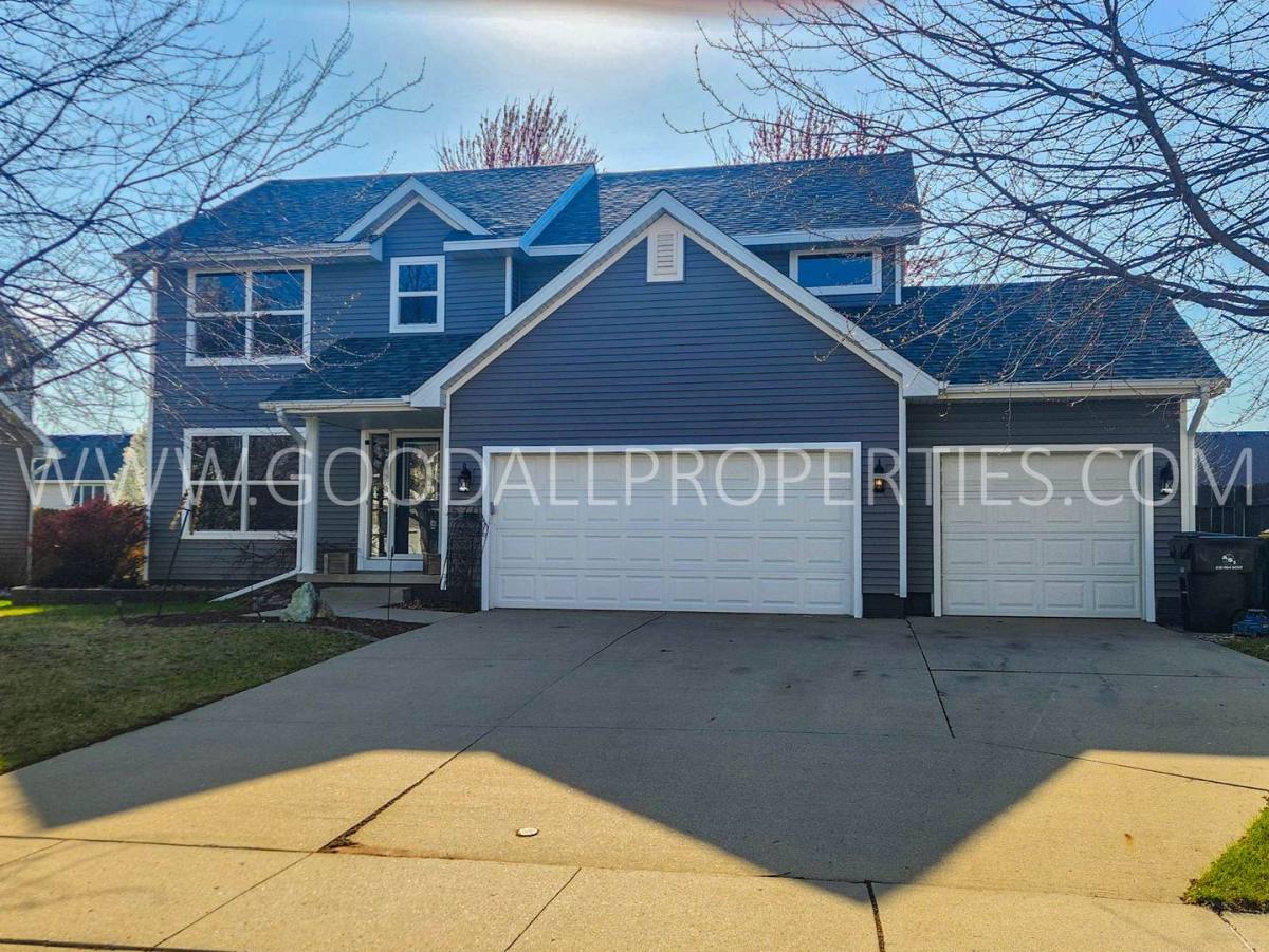 House for rent at 570 SE Carefree Lane, Waukee, IA 50263