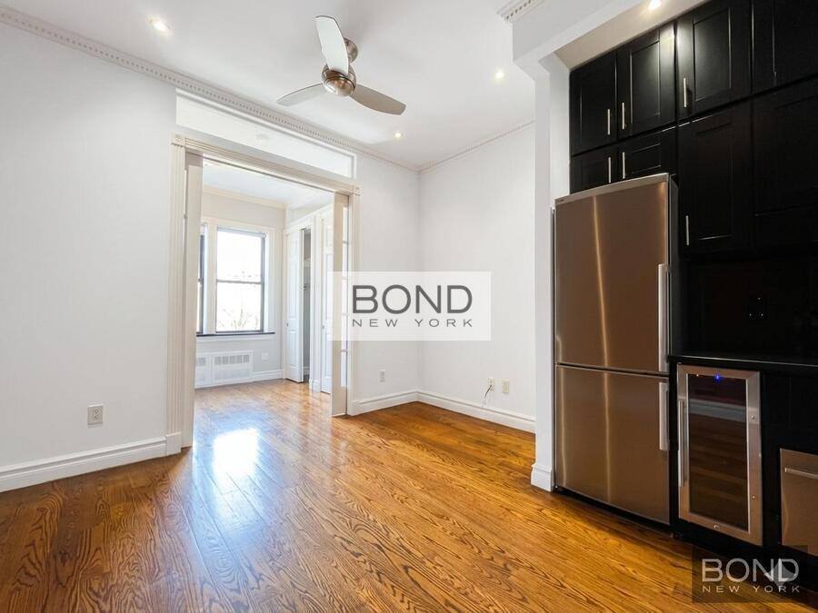 Apartment for rent at 234 W 14th St E, New York, NY 10011