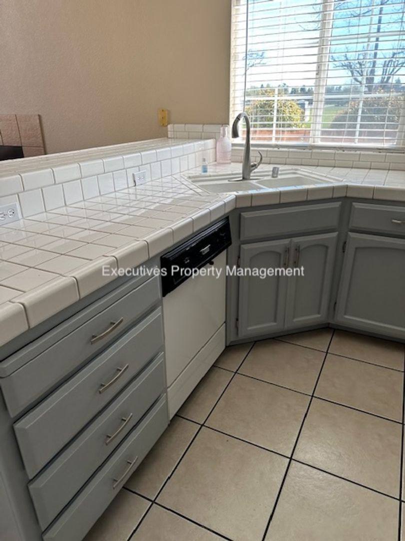 House for rent at 1103 Acapulco Court, Merced, CA 95348