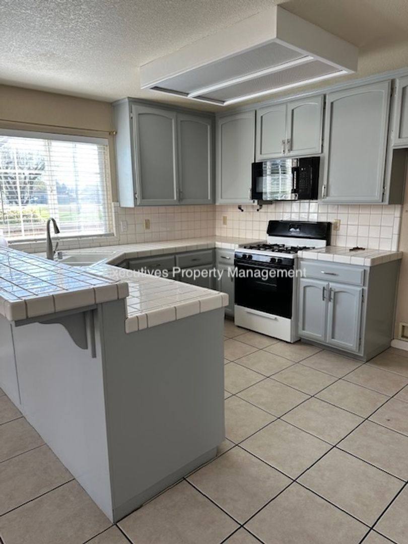 House for rent at 1103 Acapulco Court, Merced, CA 95348