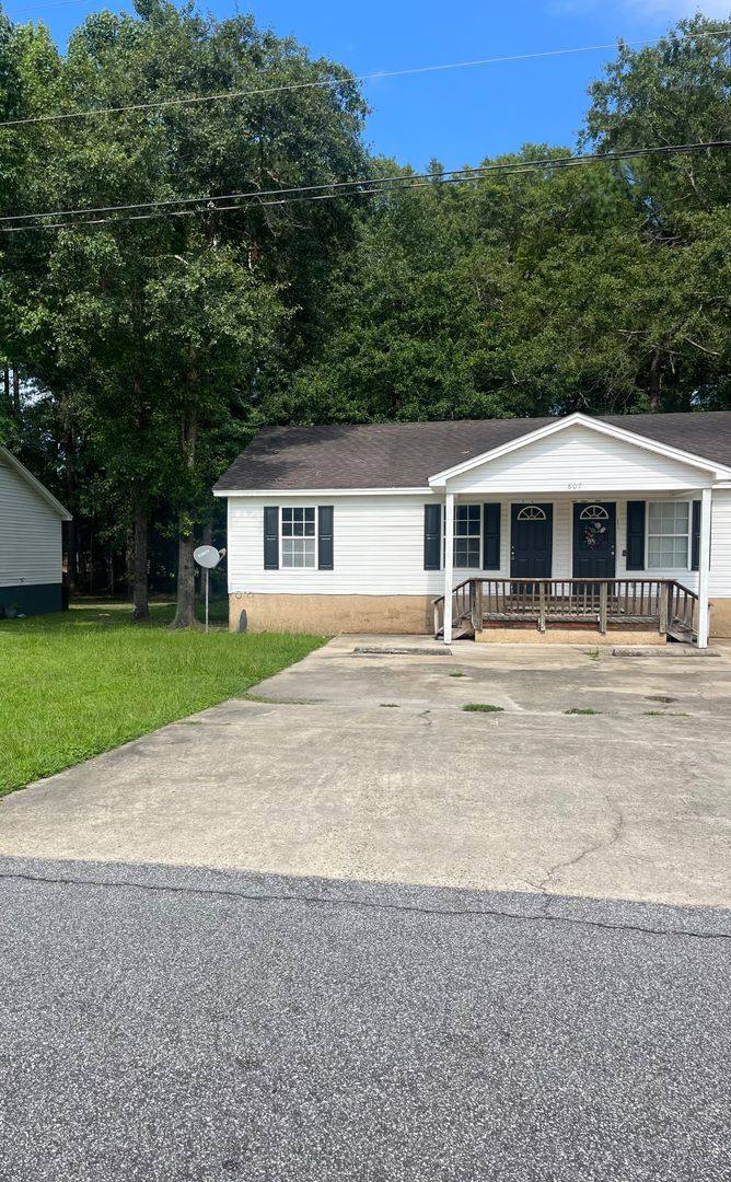 Apartment for rent at 807 Ash St Extension, Springfield, GA 31329