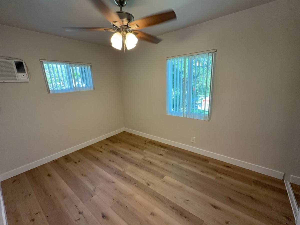 Apartment for rent at 267-269 W Elm Ave, Burbank, CA 91505