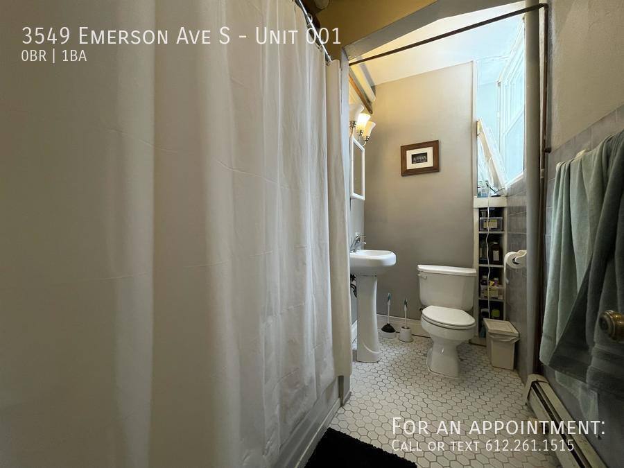 Townhouse for rent at 3549 Emerson Ave S #1, Minneapolis, MN 55408
