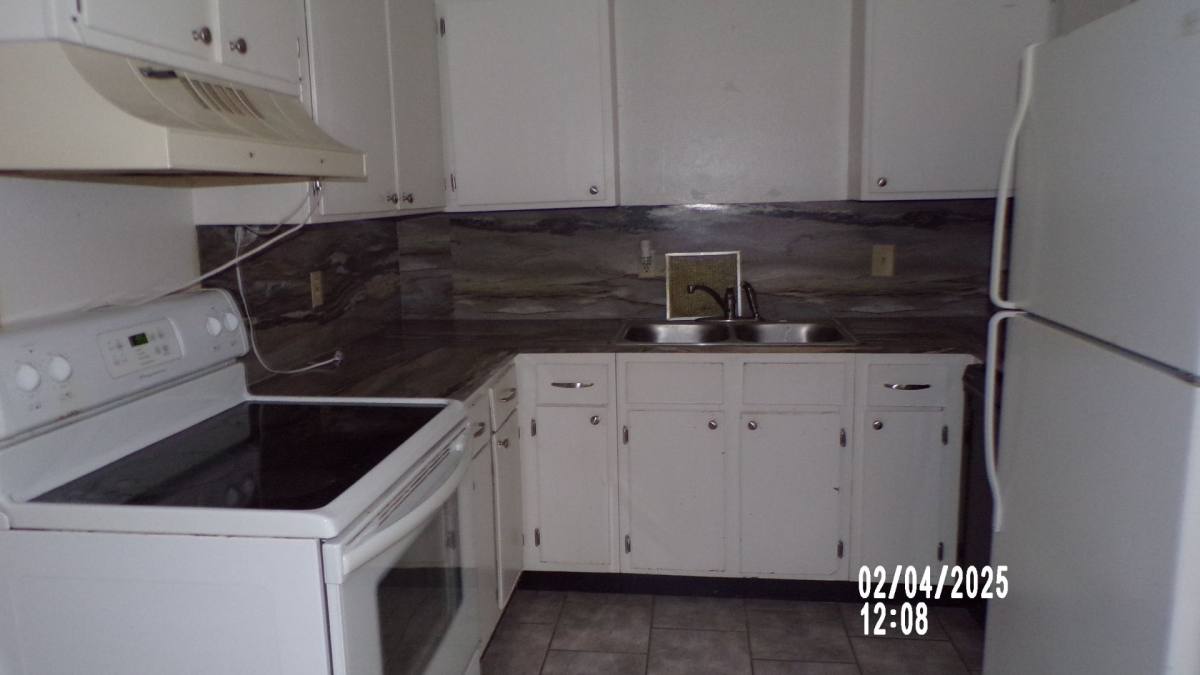 Apartment for rent at 7916 NW Crossland Circle, Lawton, OK 73505