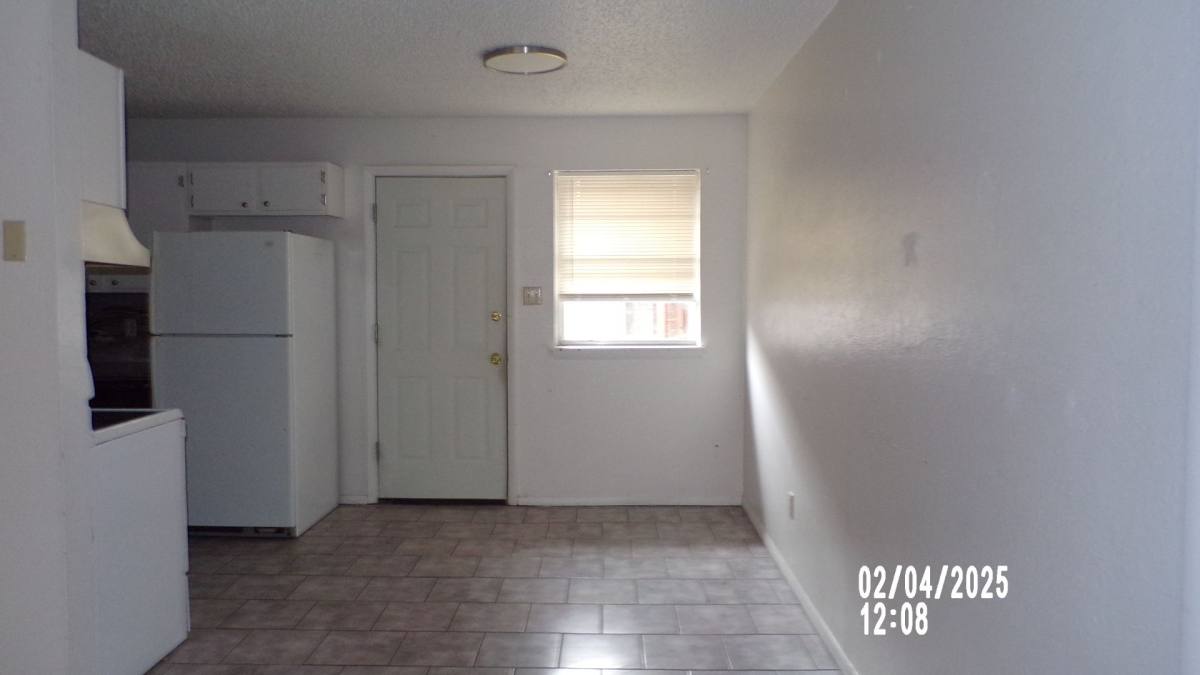 Apartment for rent at 7916 NW Crossland Circle, Lawton, OK 73505