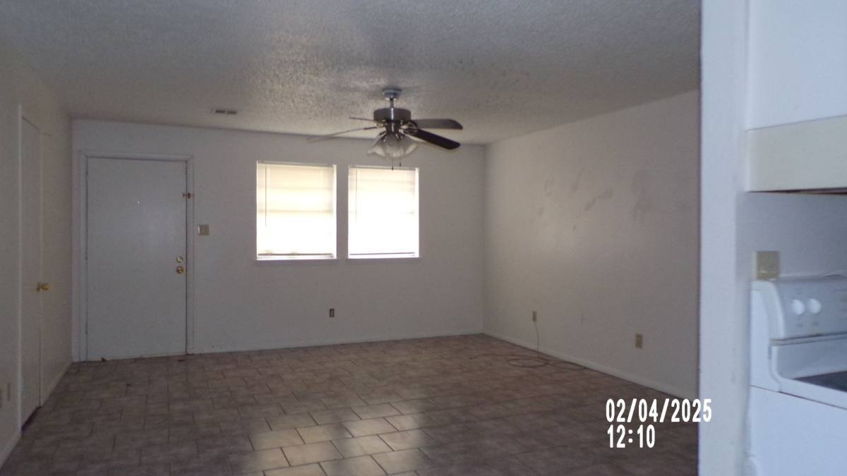Apartment for rent at 7916 NW Crossland Circle, Lawton, OK 73505