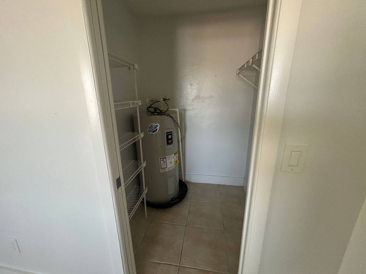 Apartment for rent at 4708 SE 5th Place, Cape Coral, FL 33904