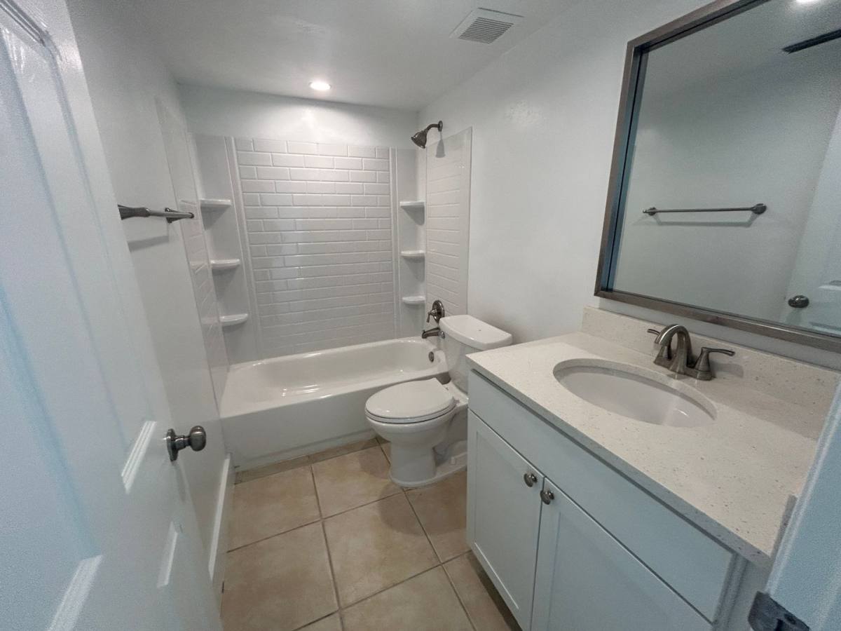 Apartment for rent at 4708 SE 5th Place, Cape Coral, FL 33904