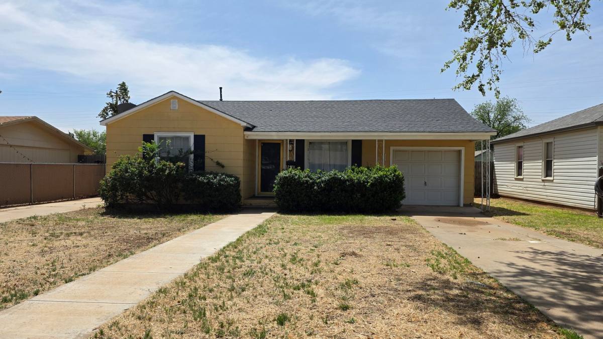House for rent at 2403 38th St, Lubbock, TX 79412