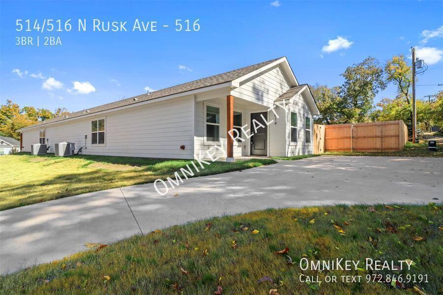 Apartment for rent at 514 516 N Rusk Ave #516, Denison, TX 75020