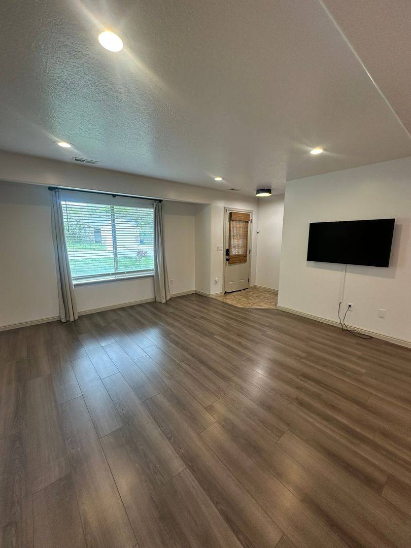 House for rent at 1584 E Sandalwood Dr, Ogden, UT 84405