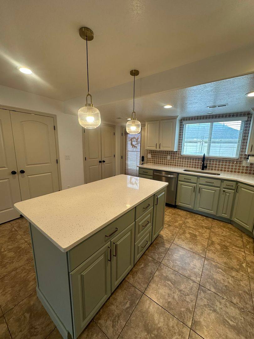 House for rent at 1584 E Sandalwood Dr, Ogden, UT 84405