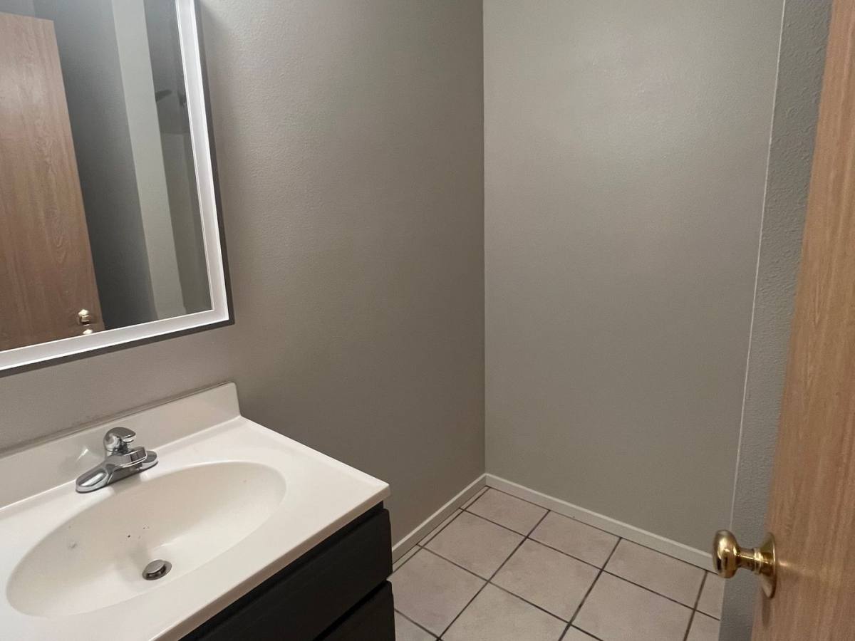 Apartment for rent at 2904 Lincoln St, Bellingham, WA 98229