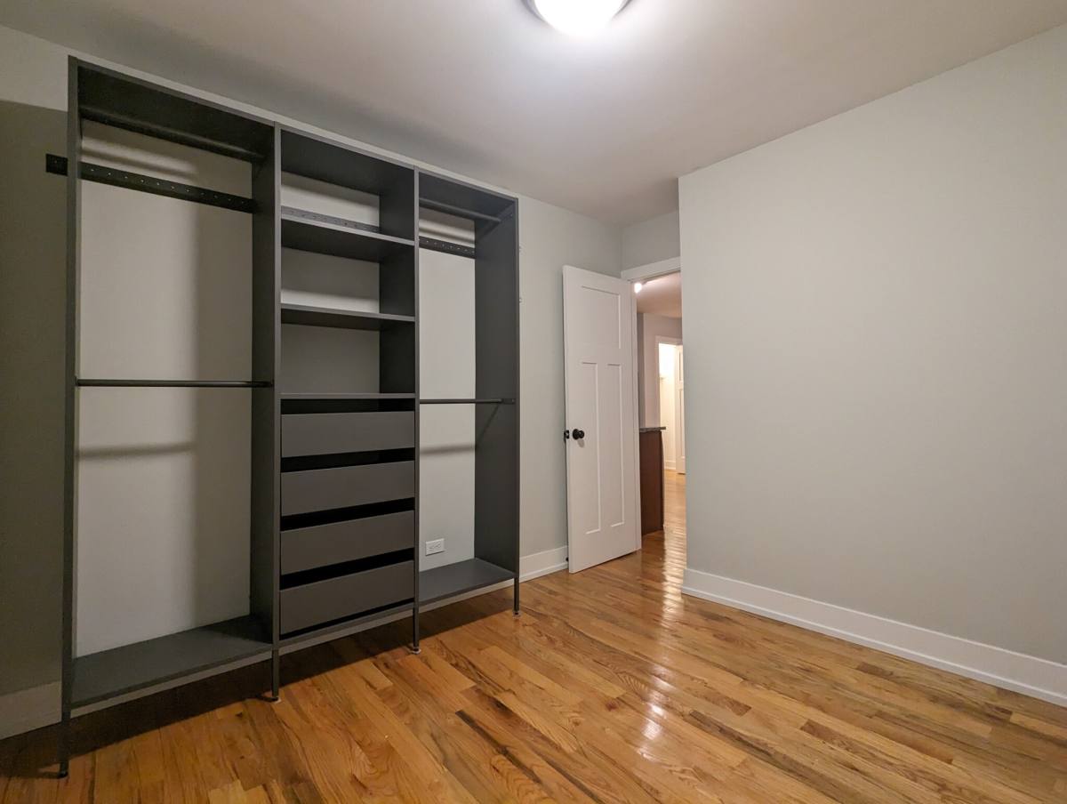 Apartment for rent at 536 W Arlington, Chicago, IL 60614