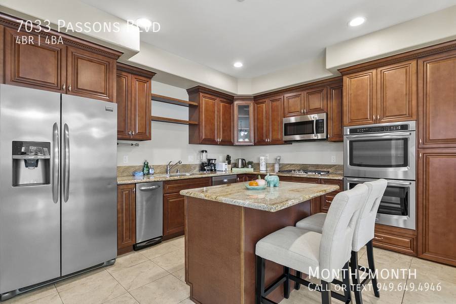 Townhouse for rent at 7033 Passons Blvd, Pico Rivera, CA 90660