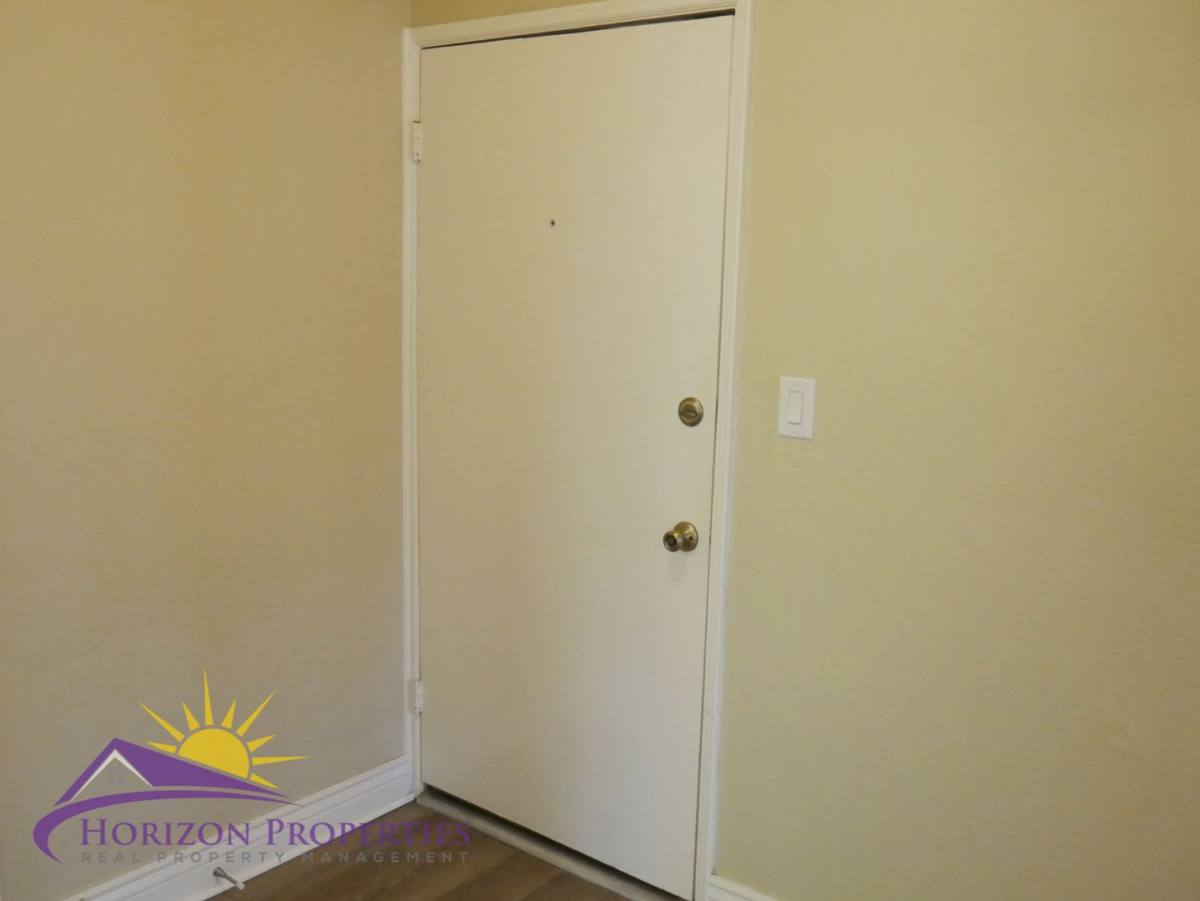 Apartment for rent at 4908 Gastman Way, Fair Oaks, CA 95628