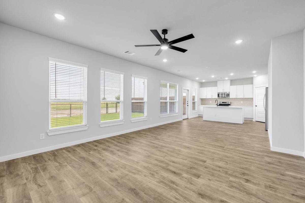 Townhouse for rent at 7036 Guilford Court, Midlothian, TX 76065
