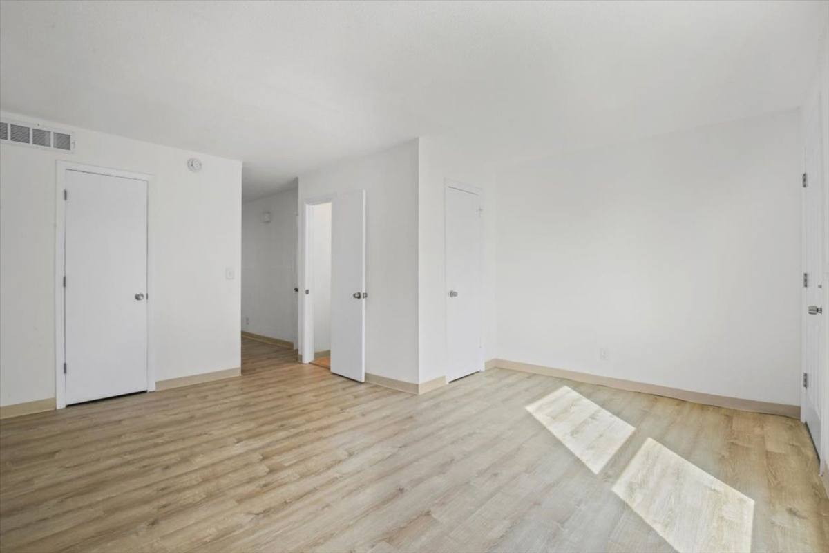 Apartment for rent at 2010 E Empire St, Bloomington, IL 61704