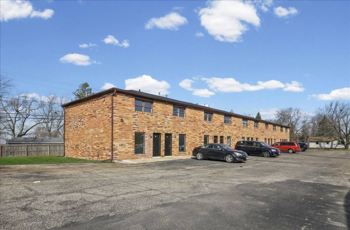 Apartment for rent at 2010 E Empire St, Bloomington, IL 61704