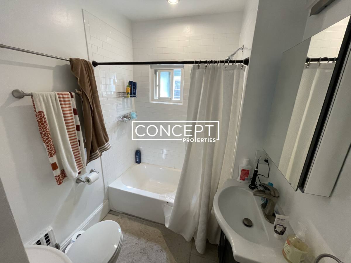 House for rent at 42-44 Gorham St #2, Somerville, MA 02144