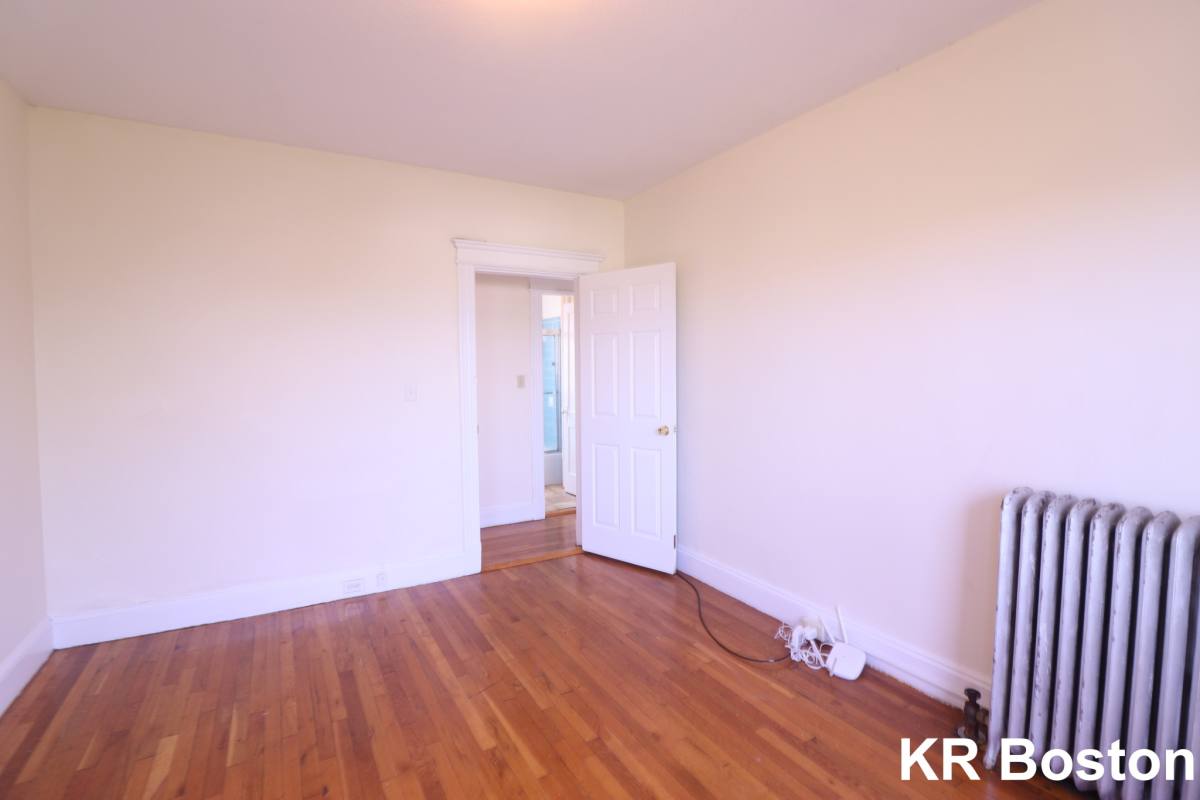 Apartment for rent at 1156 Commonwealth Ave #C, Allston, MA 02134
