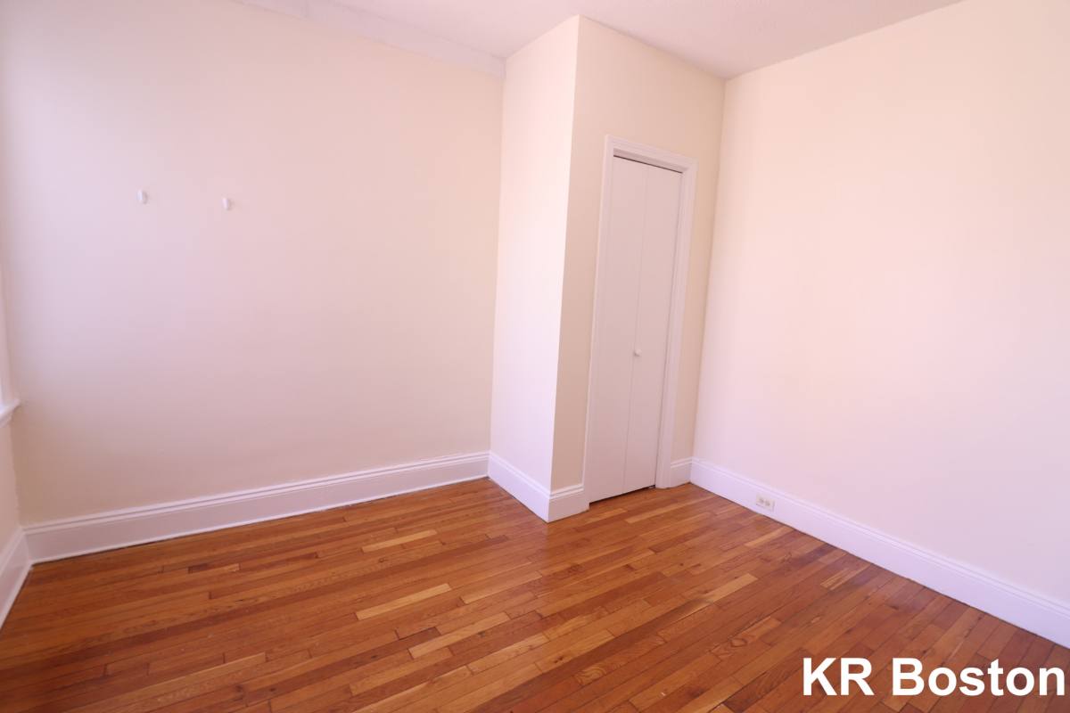 Apartment for rent at 1156 Commonwealth Ave #C, Allston, MA 02134