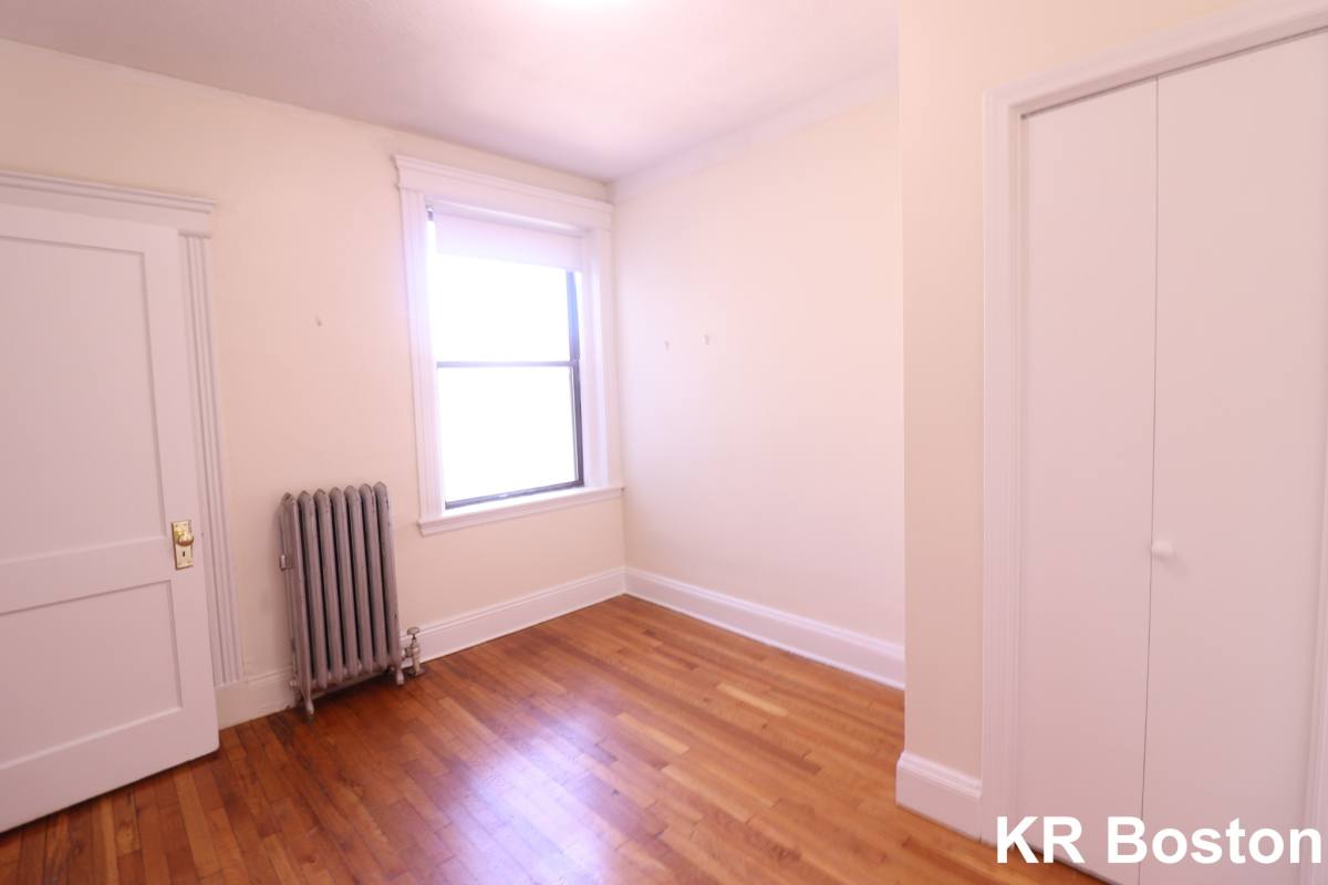 Apartment for rent at 1156 Commonwealth Ave #C, Allston, MA 02134