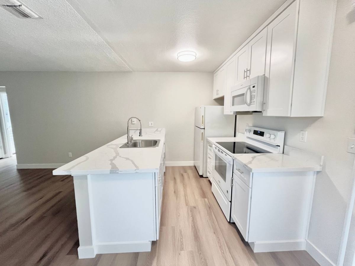 Apartment for rent at 5632 Cypress Ave, Carmichael, CA 95608