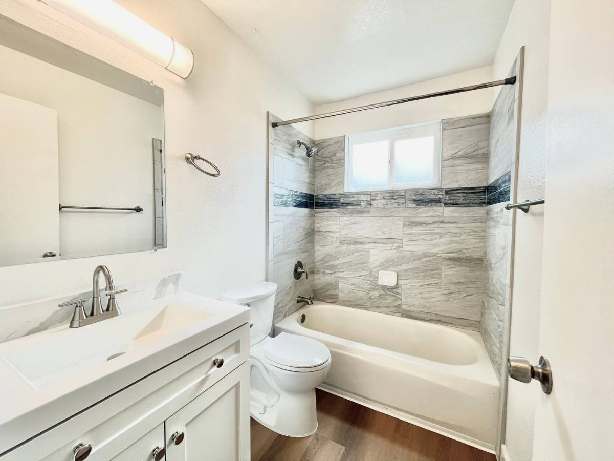 Apartment for rent at 5632 Cypress Ave, Carmichael, CA 95608