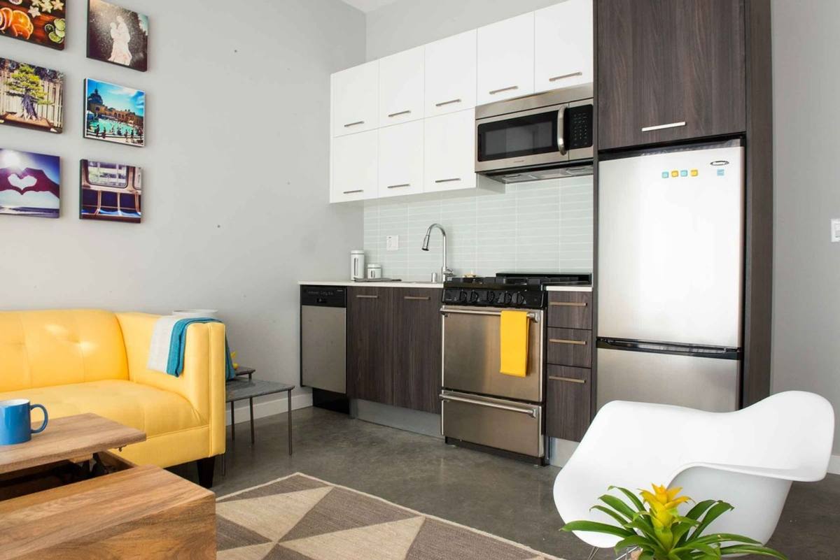 Apartment for rent at 3425 Motor Ave, Los Angeles, CA 90034