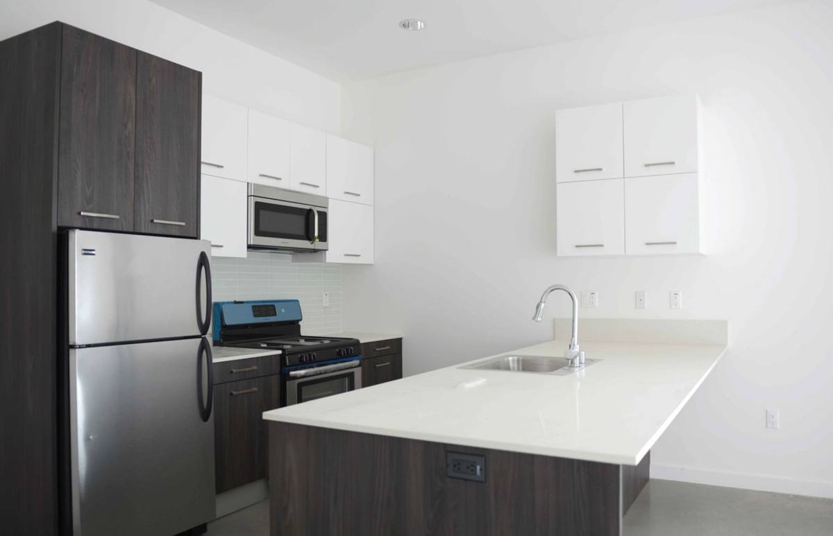 Apartment for rent at 3425 Motor Ave, Los Angeles, CA 90034
