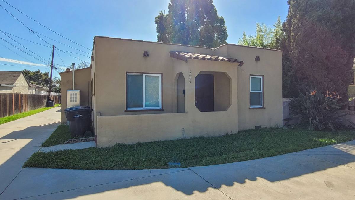 Apartment for rent at 9408 Harvard St, Bellflower, CA 90706