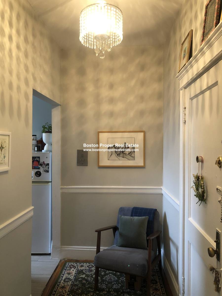 Apartment for rent at 1193 Commonwealth Ave #9, Allston, MA 02134