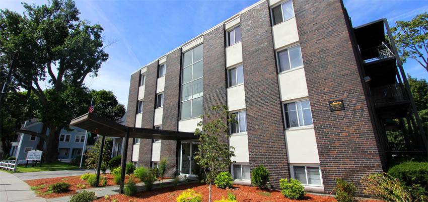 Apartment for rent at 1799 Centre St #2, West Roxbury, MA 02132