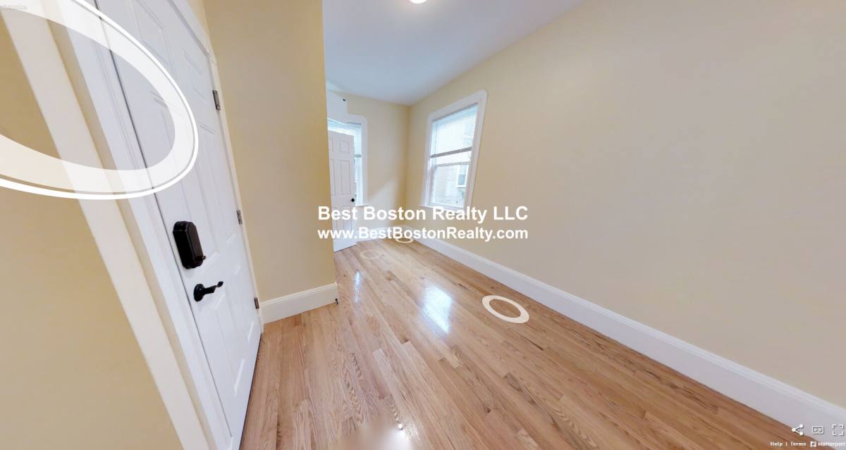 House for rent at 48-50 Lowell St #2, Somerville, MA 02143