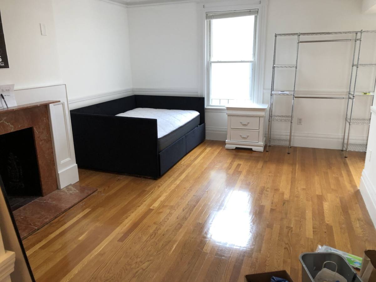 Apartment for rent at 254 Newbury St #5, Boston, MA 02116