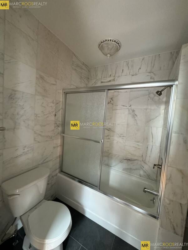 Apartment for rent at 254 Newbury St #5, Boston, MA 02116