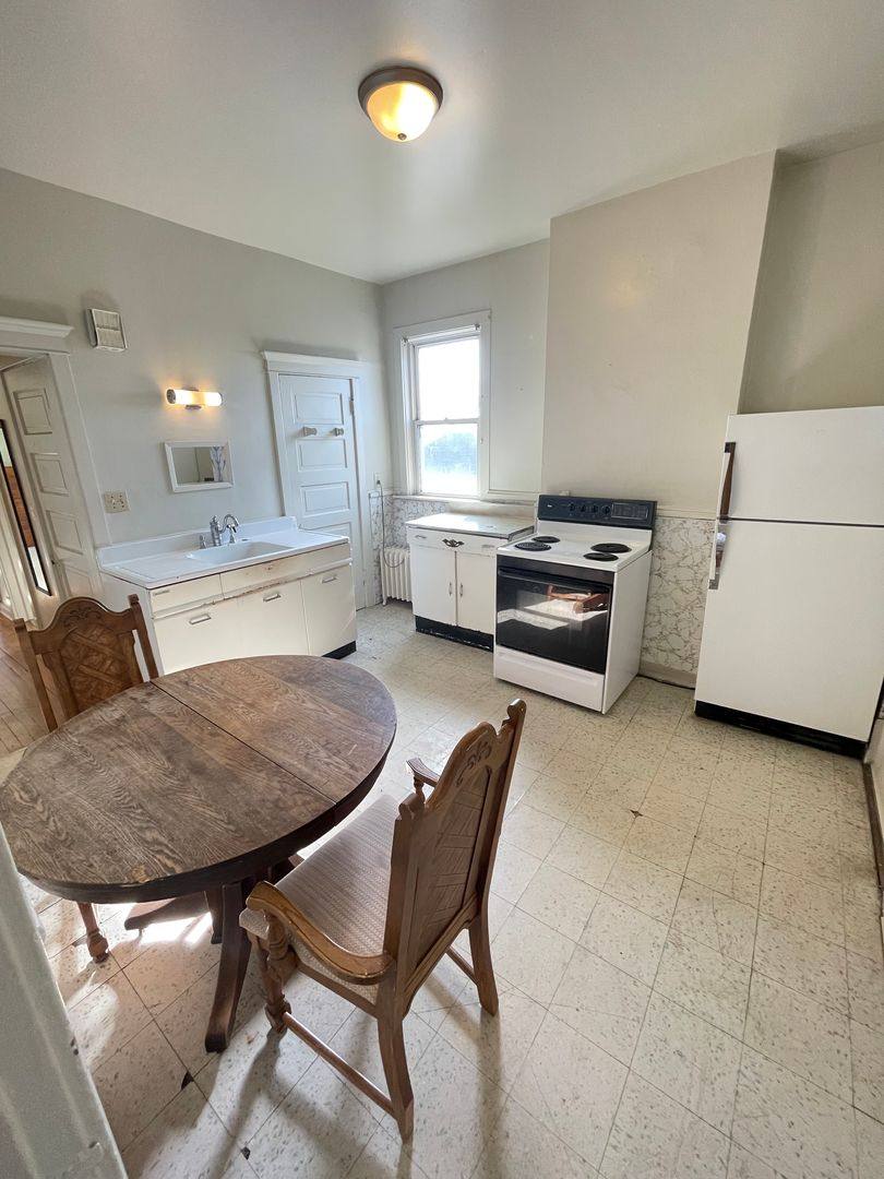 Apartment for rent at 507 - 513 N, Duluth, MN 55806