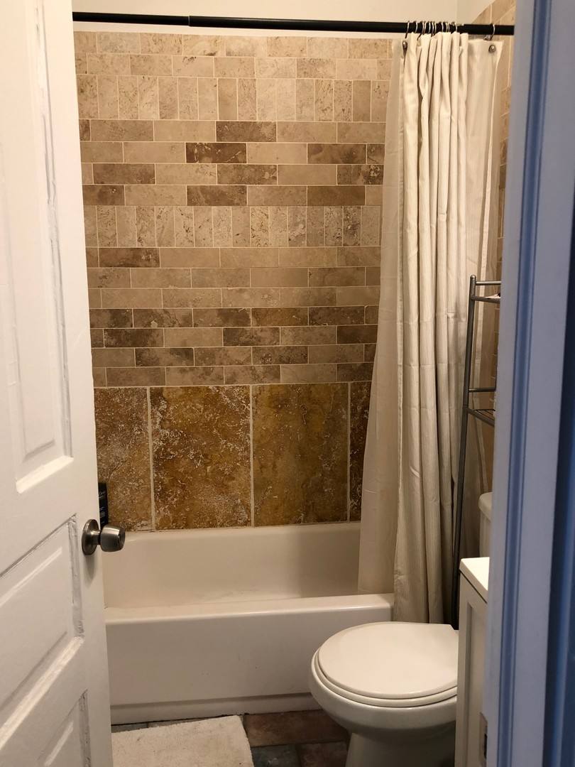 Apartment for rent at 1847 S Loomis, Chicago, IL 60608