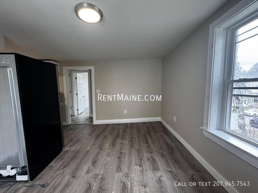 7 Bennett Ave #3, Skowhegan, ME 04976 - Apartment for Rent - Image 4