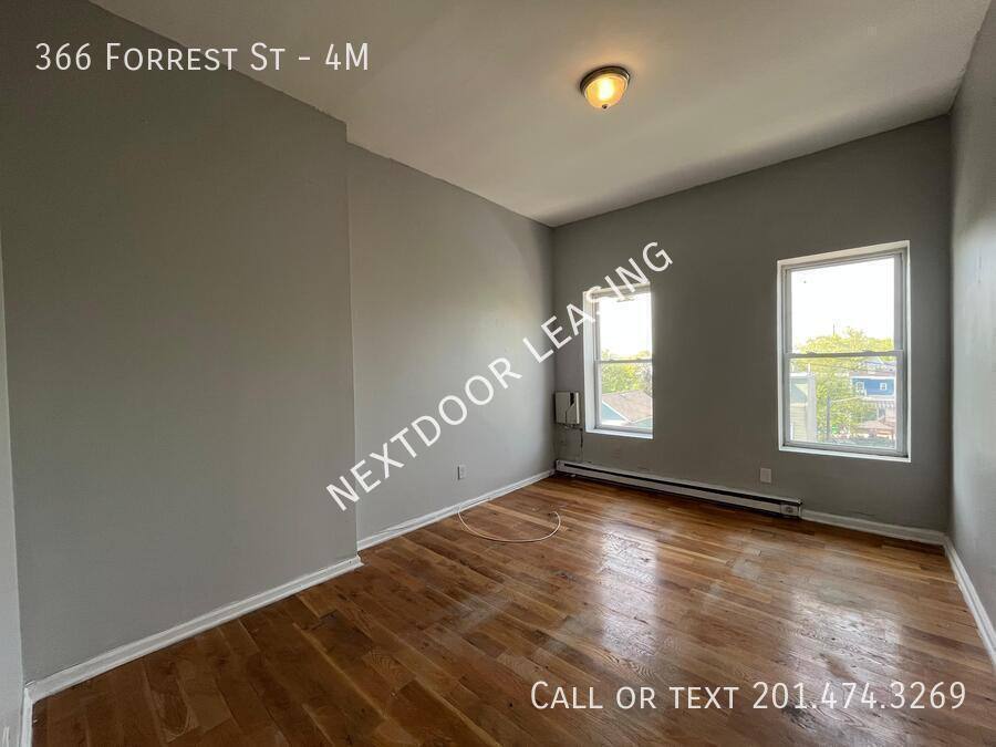 Apartment for rent at 366 Forrest St #4M, Jersey City, NJ 07304